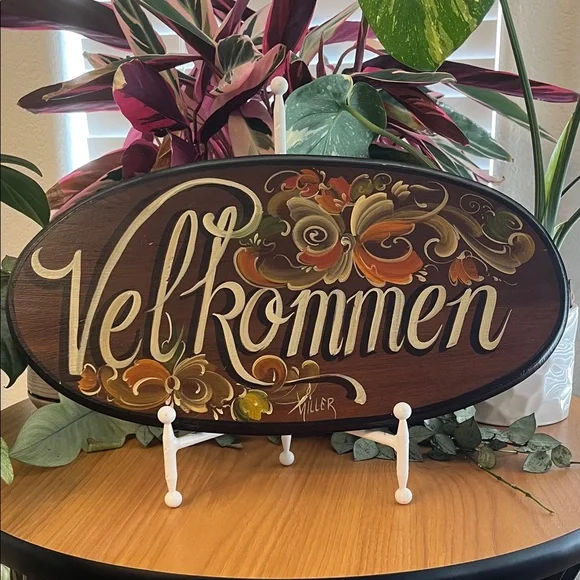 🚨SOLD ELSEWHERE🚨Velkommen “Welcome” Vintage Norse Folk Art Sign EUC - Picture 3 of 7